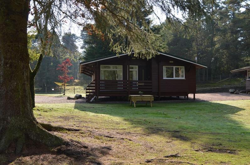 卡布里奇Reuben'S Highland Retreat - Speyside别墅 外观 照片