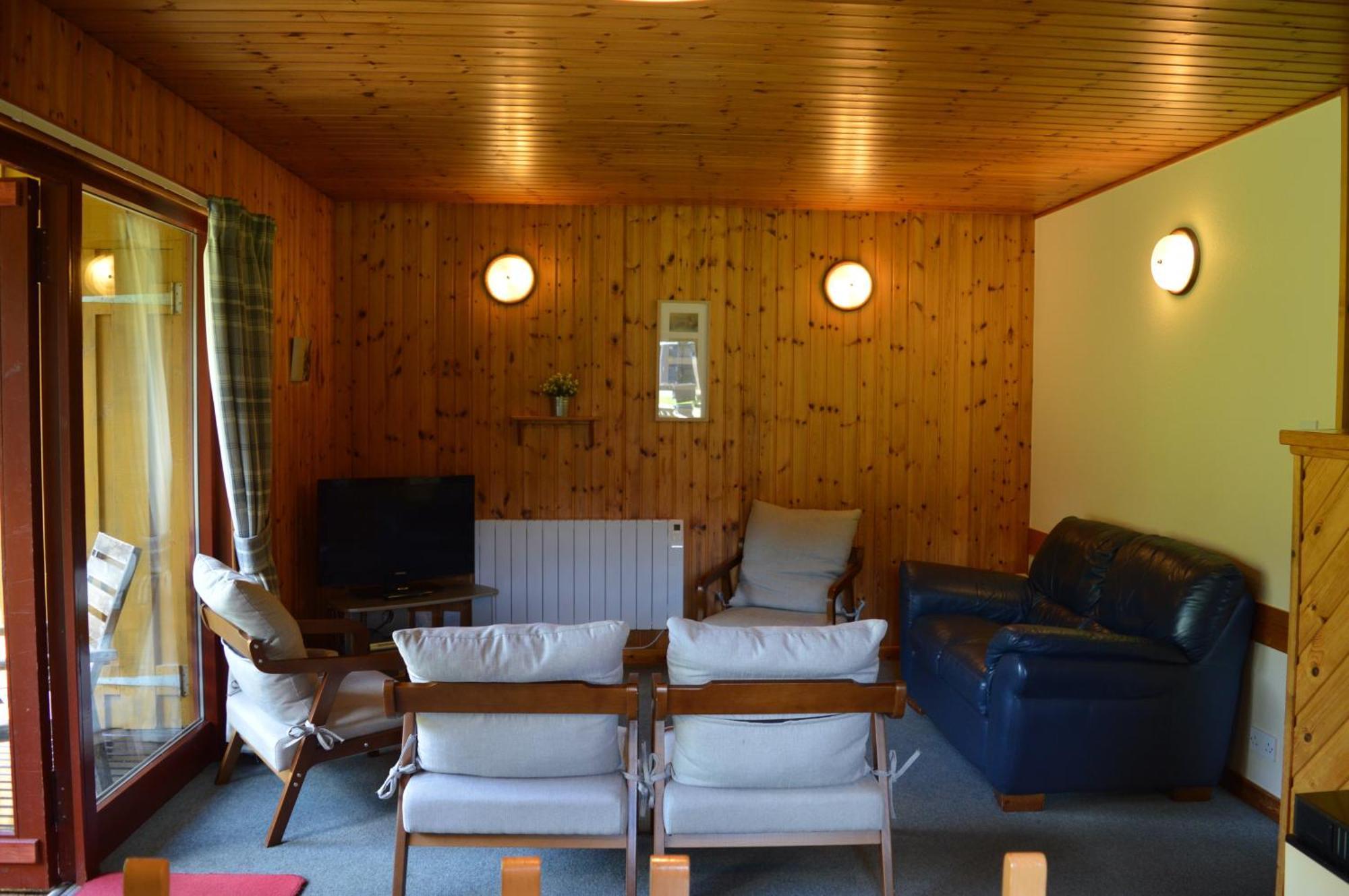 卡布里奇Reuben'S Highland Retreat - Speyside别墅 外观 照片